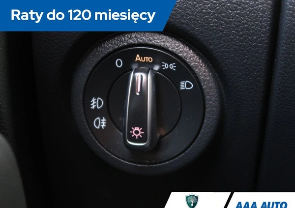 Volkswagen Amarok cena 135000 przebieg: 119320, rok produkcji 2018 z Przemyśl małe 436